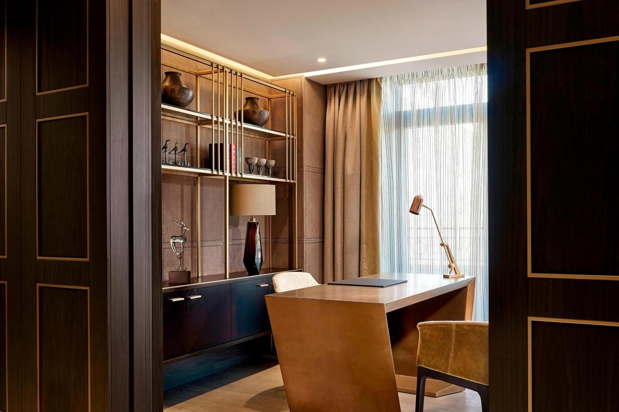 ดิ อเล็กซานเดอร์ อะ ลักชัวรี คอลเลคชั่น โฮเต็ล เยเรวัน Hotel เยเรวาน ภายนอก รูปภาพ