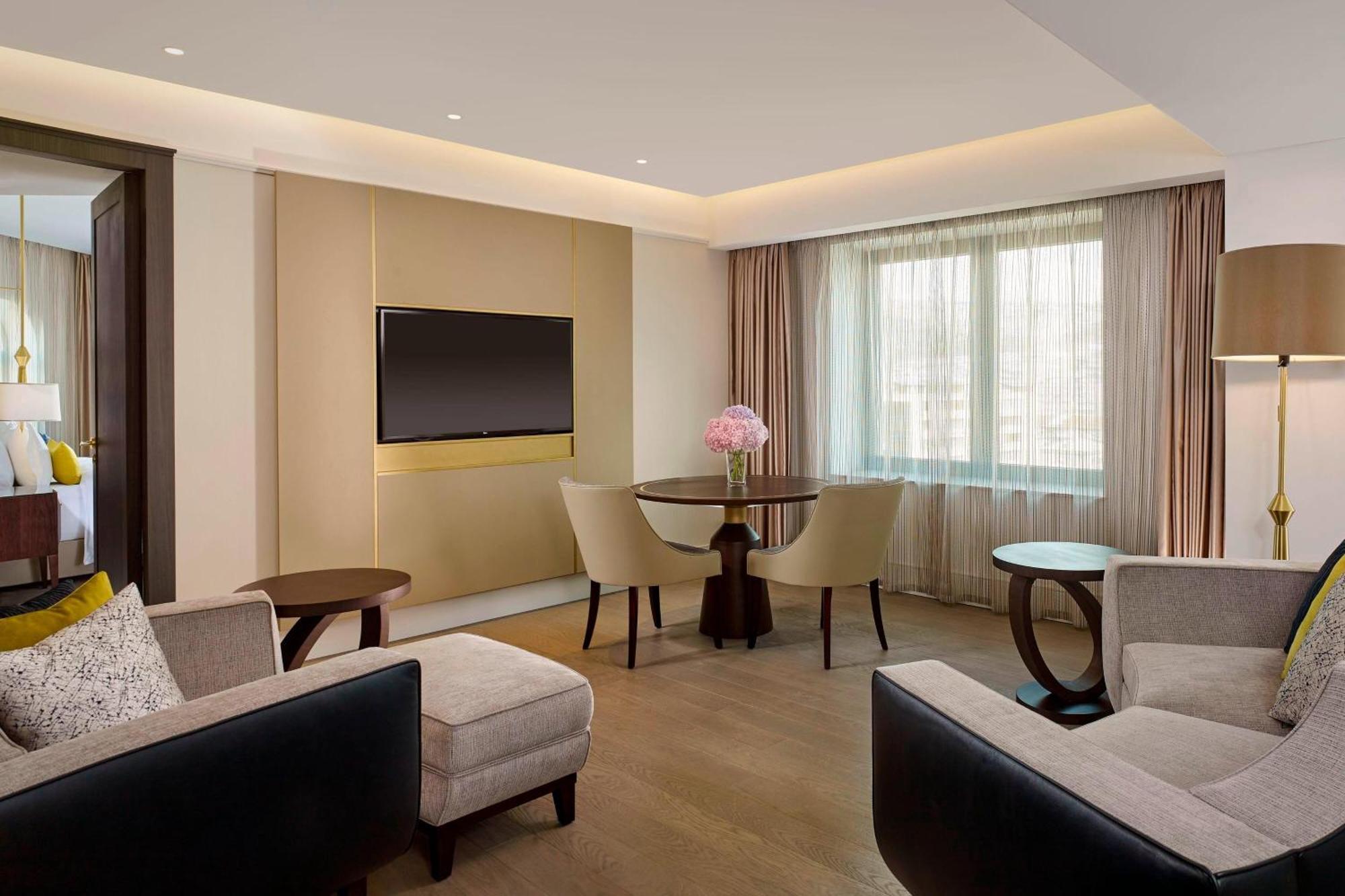 ดิ อเล็กซานเดอร์ อะ ลักชัวรี คอลเลคชั่น โฮเต็ล เยเรวัน Hotel เยเรวาน ภายนอก รูปภาพ