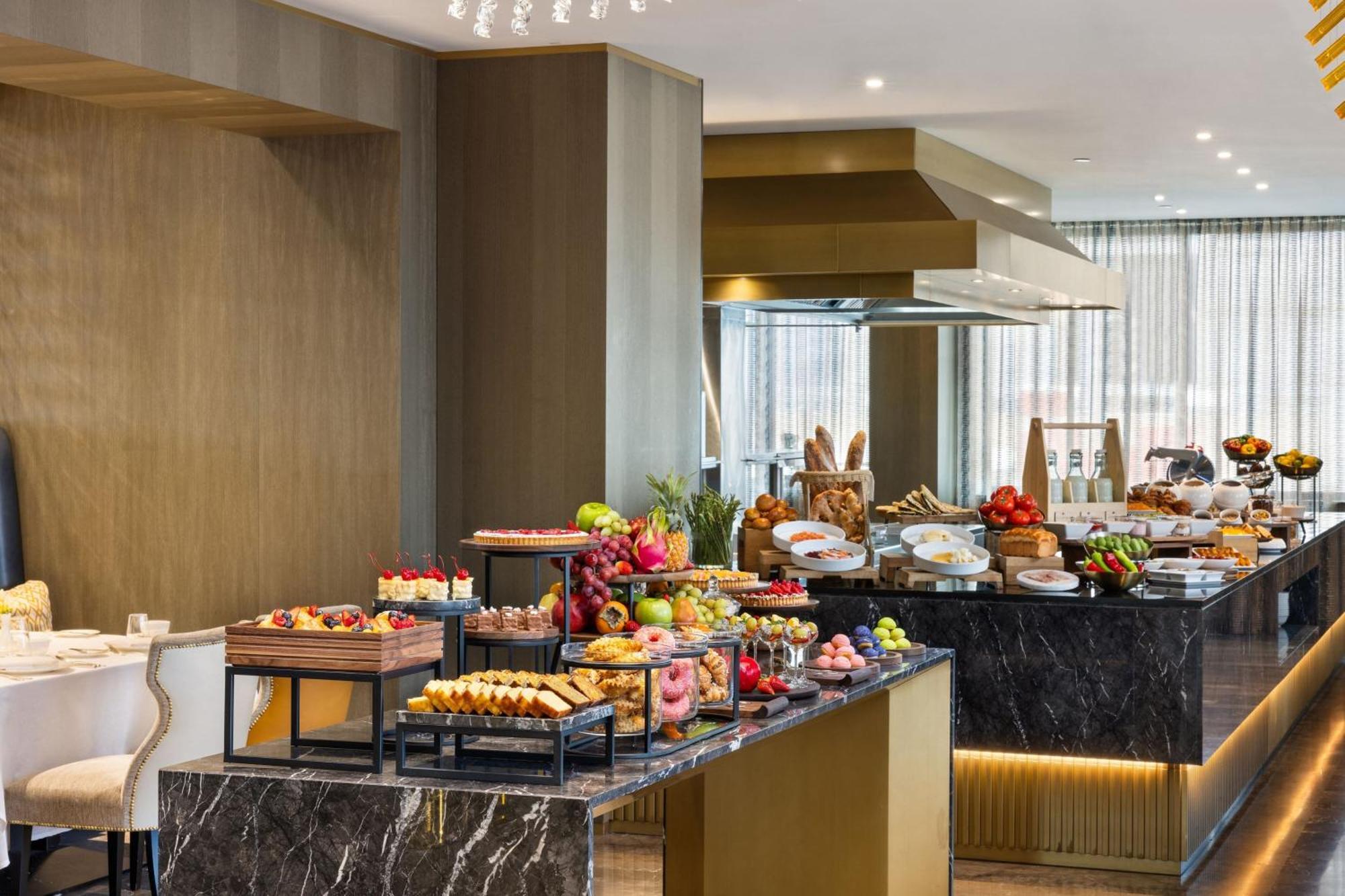 ดิ อเล็กซานเดอร์ อะ ลักชัวรี คอลเลคชั่น โฮเต็ล เยเรวัน Hotel เยเรวาน ภายนอก รูปภาพ