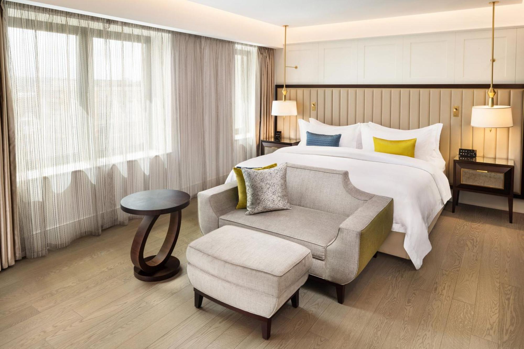 ดิ อเล็กซานเดอร์ อะ ลักชัวรี คอลเลคชั่น โฮเต็ล เยเรวัน Hotel เยเรวาน ภายนอก รูปภาพ